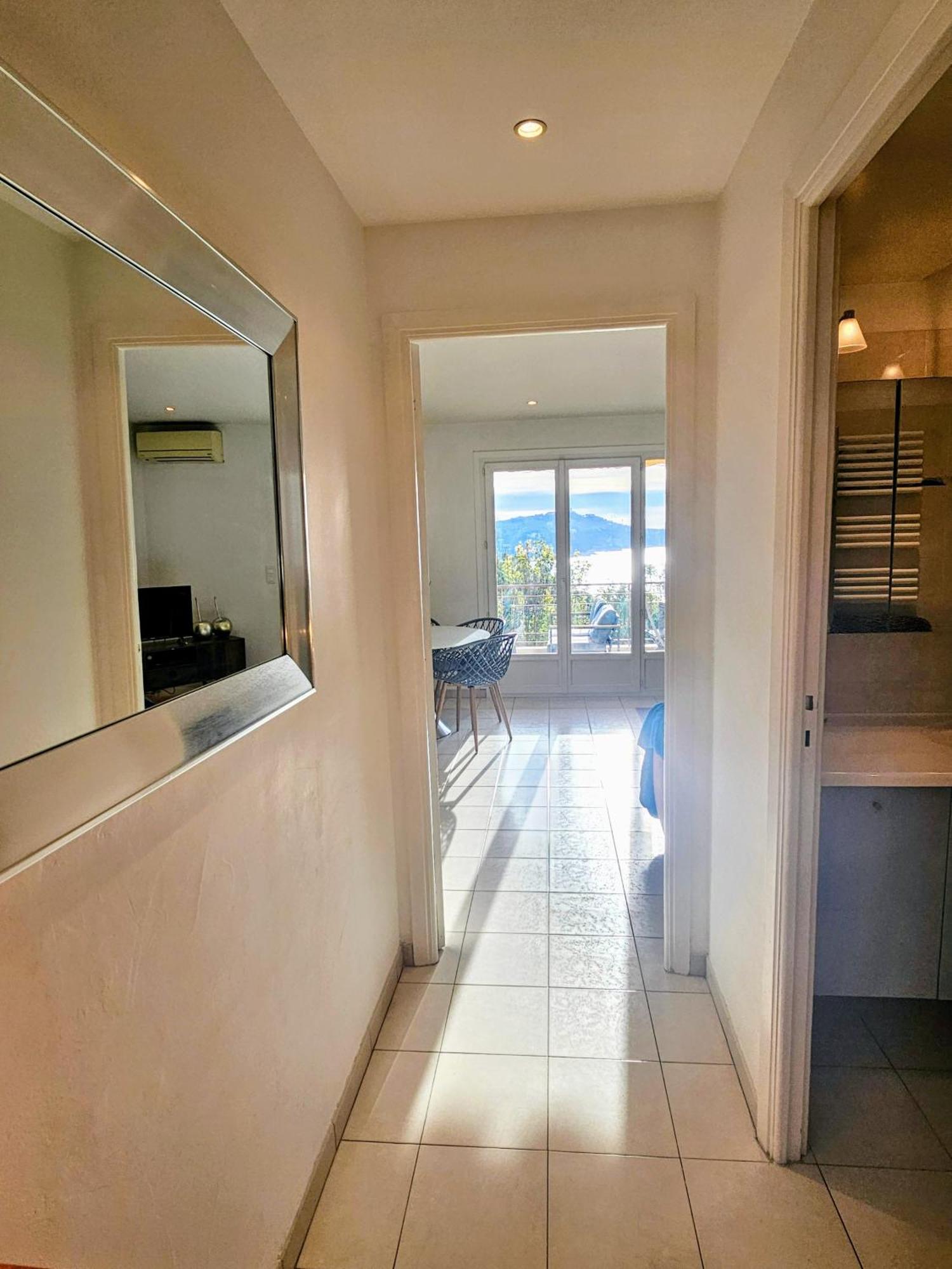 Villefranche center Bay & Port Sea view front Extérieur photo